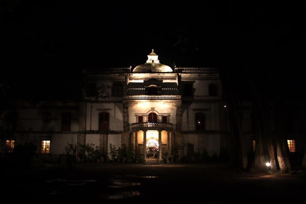 Отель Hacienda La Cienega Латакунга Экстерьер фото